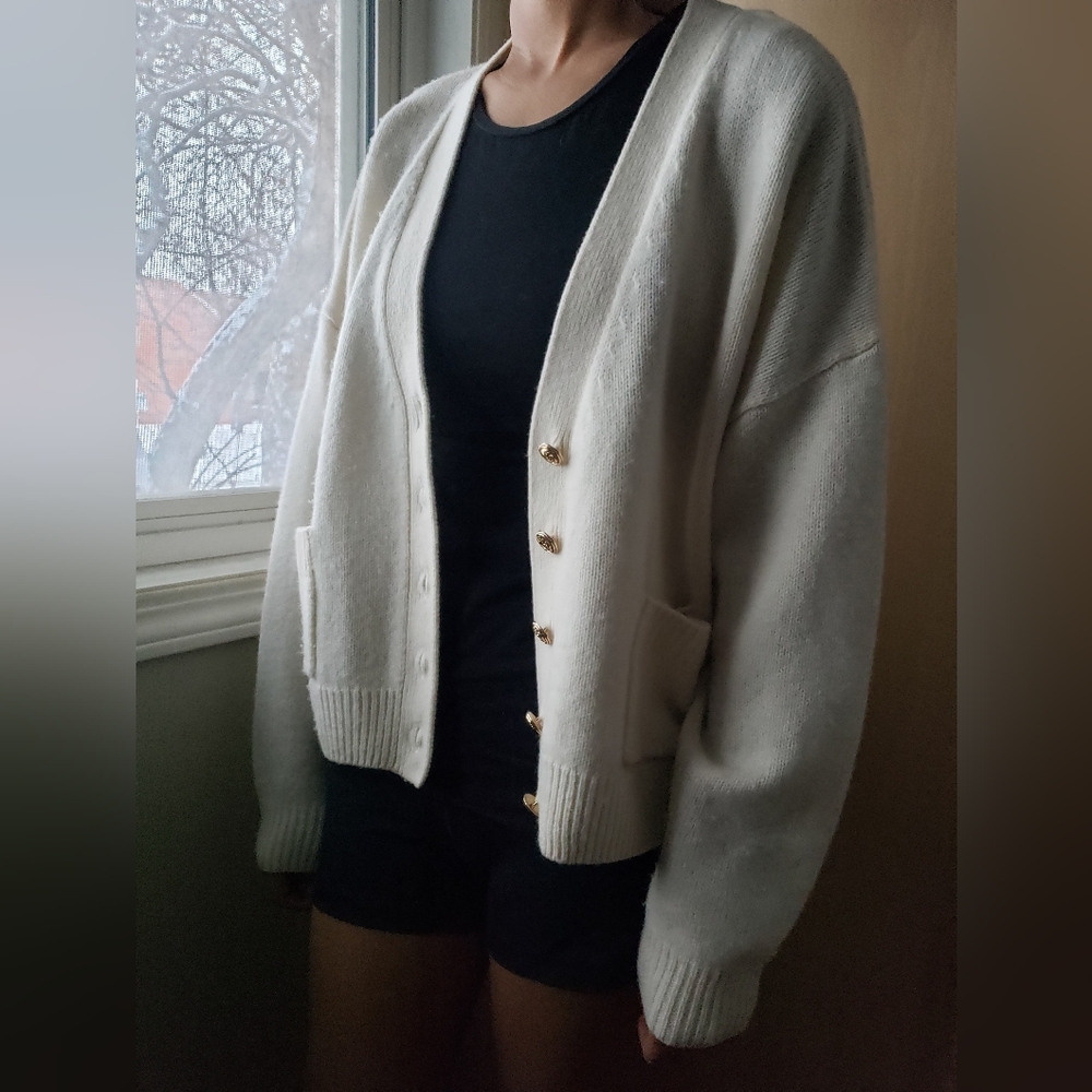 Zara 100% Wool Oversized Cream Button-Up Women's Sweater - Picture 10 of 12